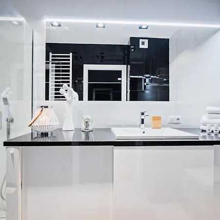 Homely Place Centrum - Stary Rynek - Parking