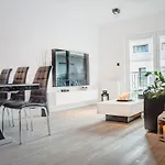 Homely Place Centrum - Stary Rynek - Parking Apartment