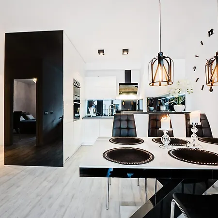 Monroe Residence Poznan Old Town & Parking Appartement