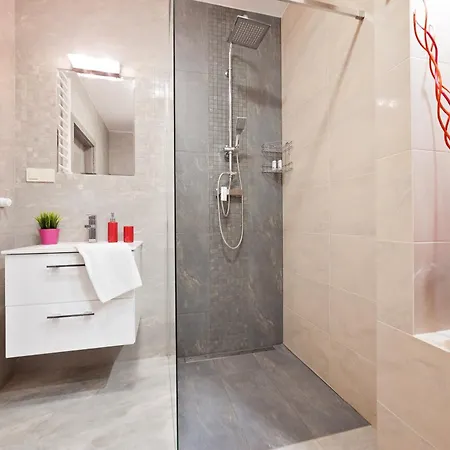 Appartement Monroe Residence Poznan Old Town & Parking