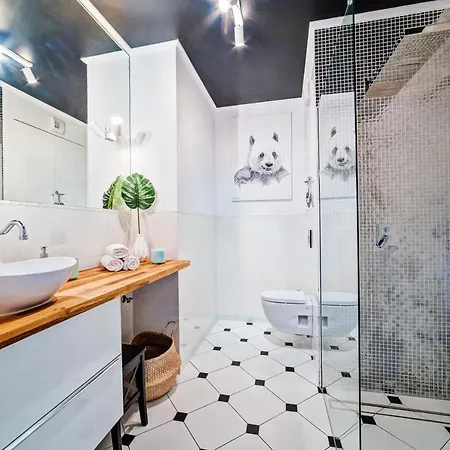 Monroe Residence Poznan Old Town & Parking *